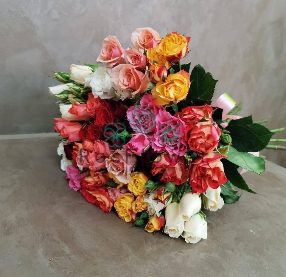 Букет цветов из: Розы в Ягул