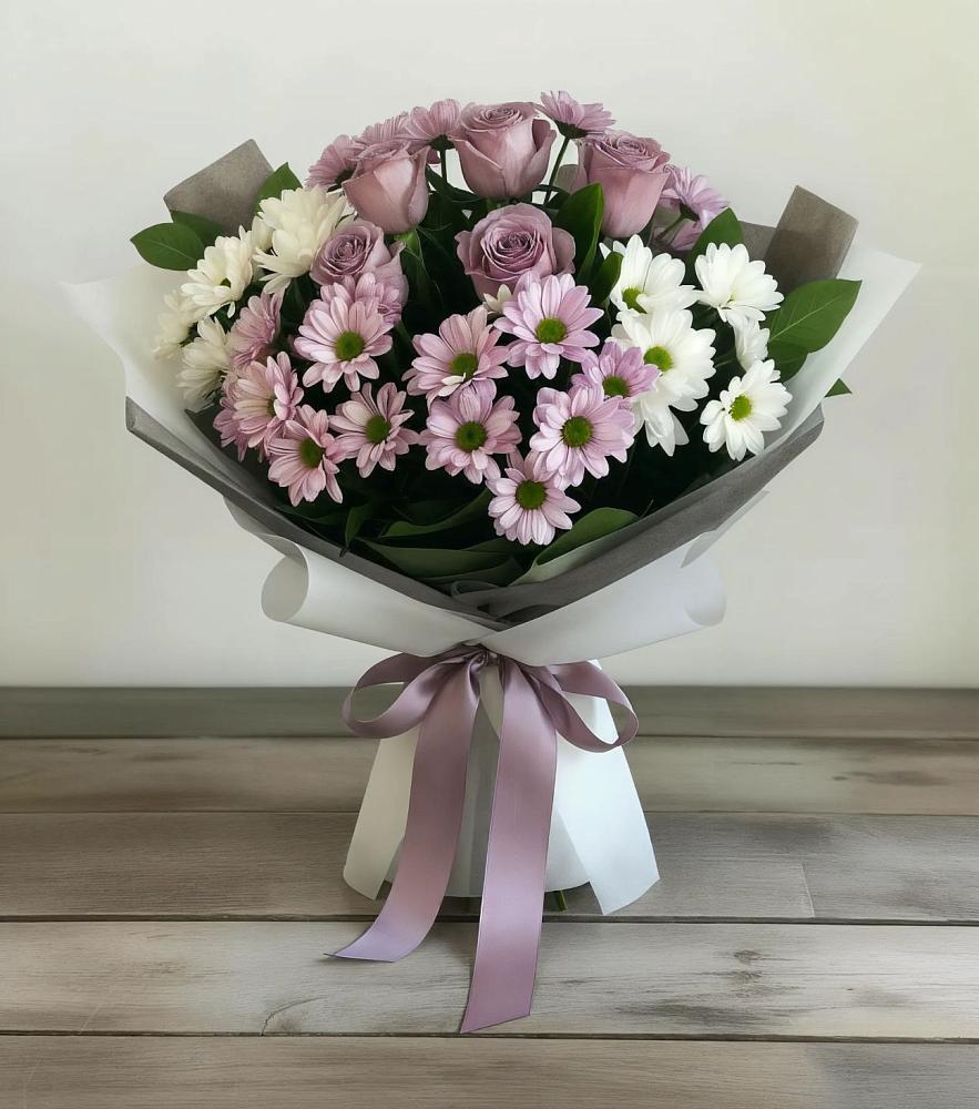 Букет цветов из: Хризантемы и Розы в Ягул