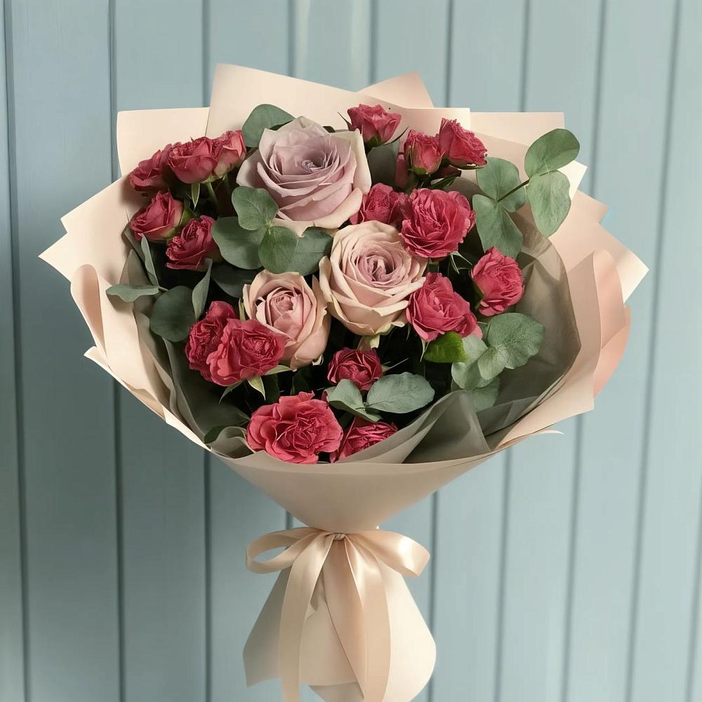 Букет цветов из: Гвоздики и Розы в Ягул