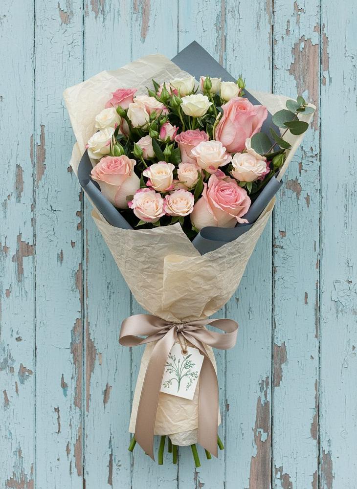 Букет цветов из: Розы в Ягул