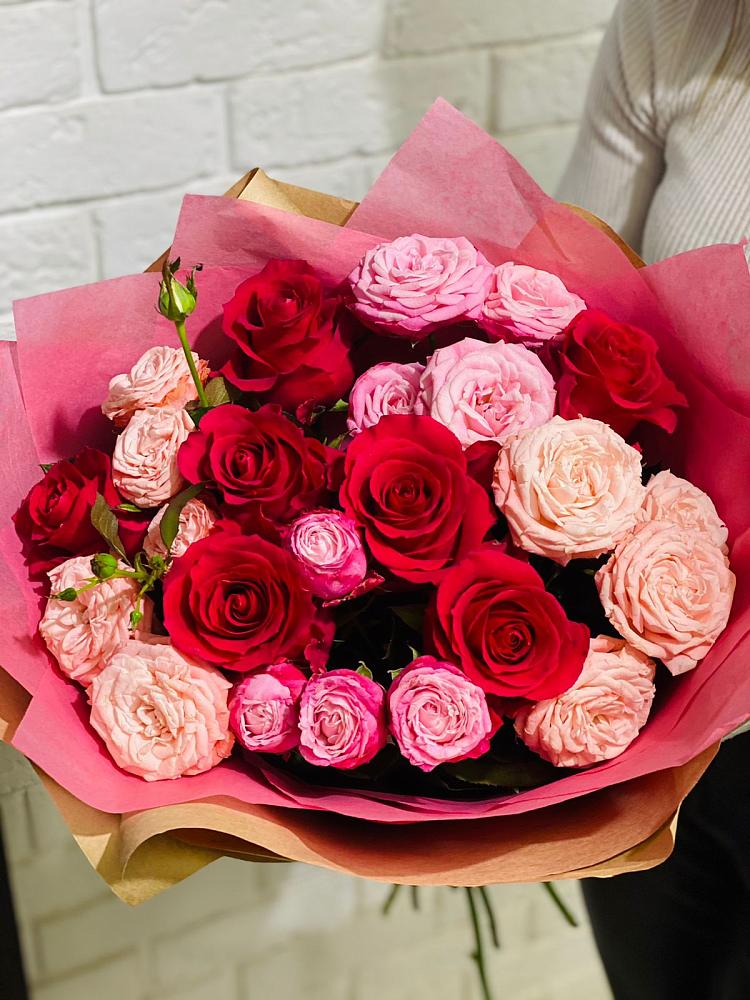 Букет цветов из: Розы в Ягул