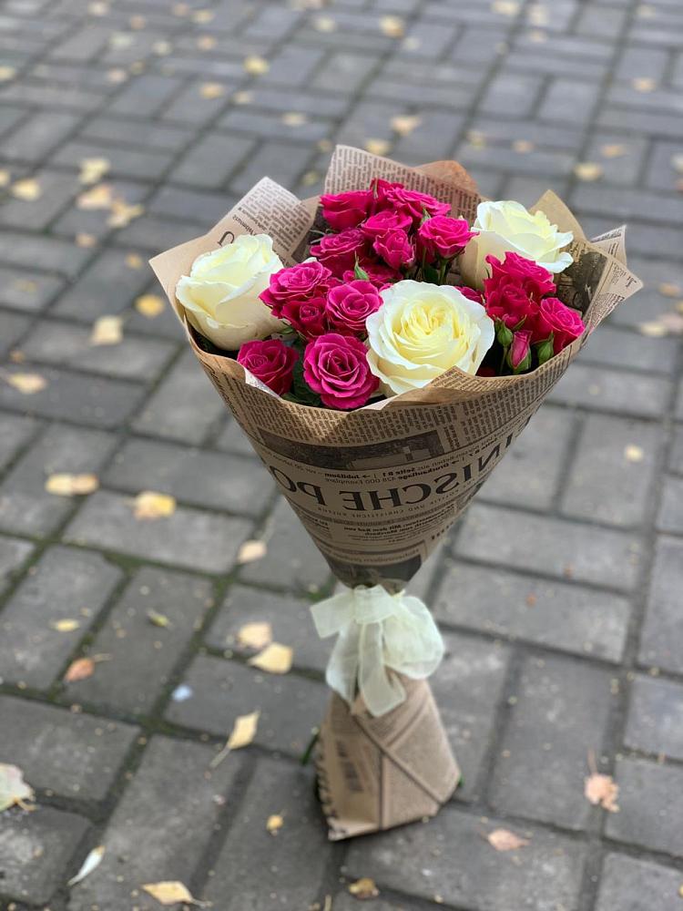 Букет цветов из: Розы в Ягул